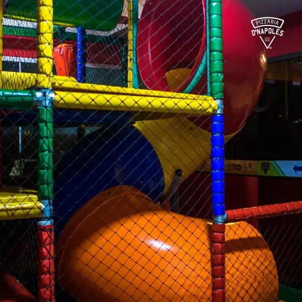 Pizzaria D'Napoles - Espaço Kids